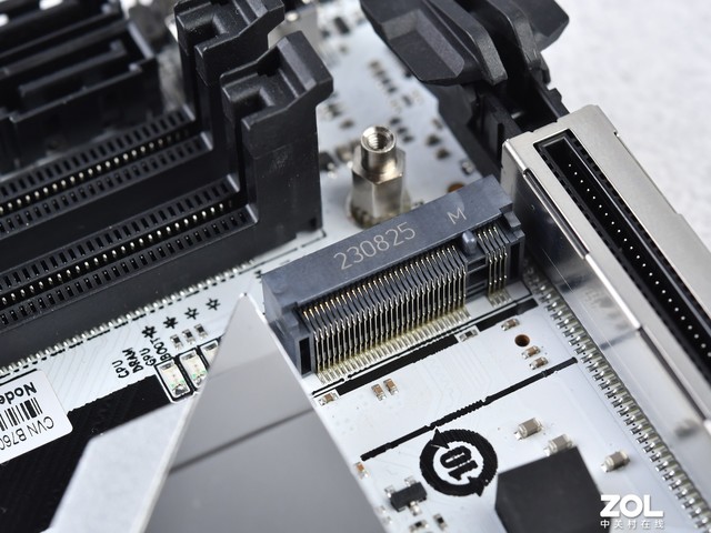 14600K ߲ʺCVN B760I FROZEN WIFI D5½
